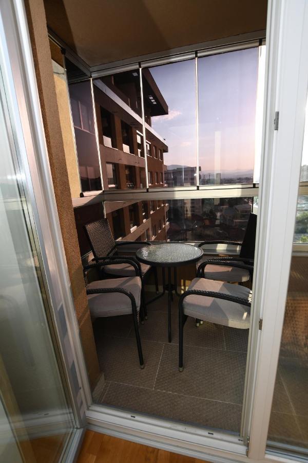Sky Way Studio Apartment SJJ Eksteriør billede