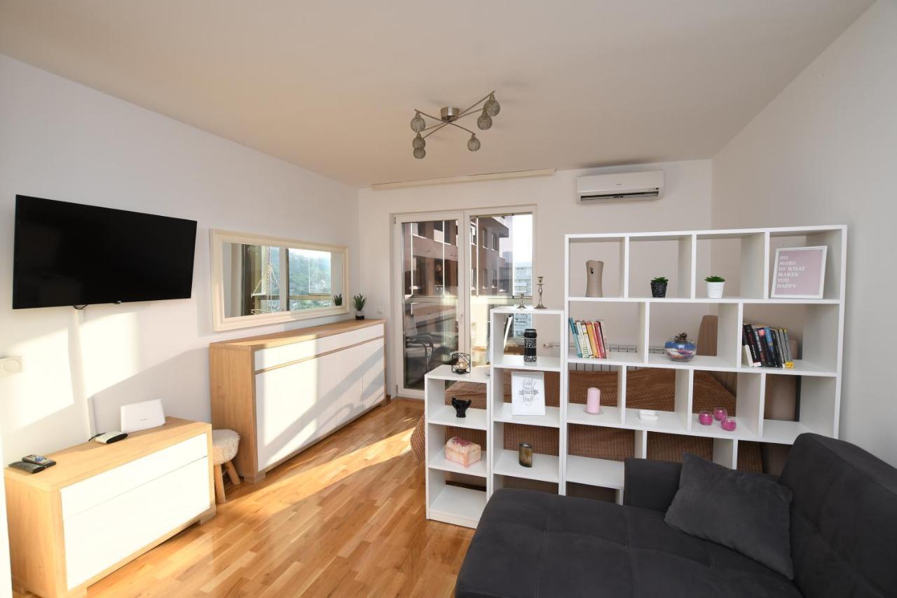 Sky Way Studio Apartment SJJ Eksteriør billede
